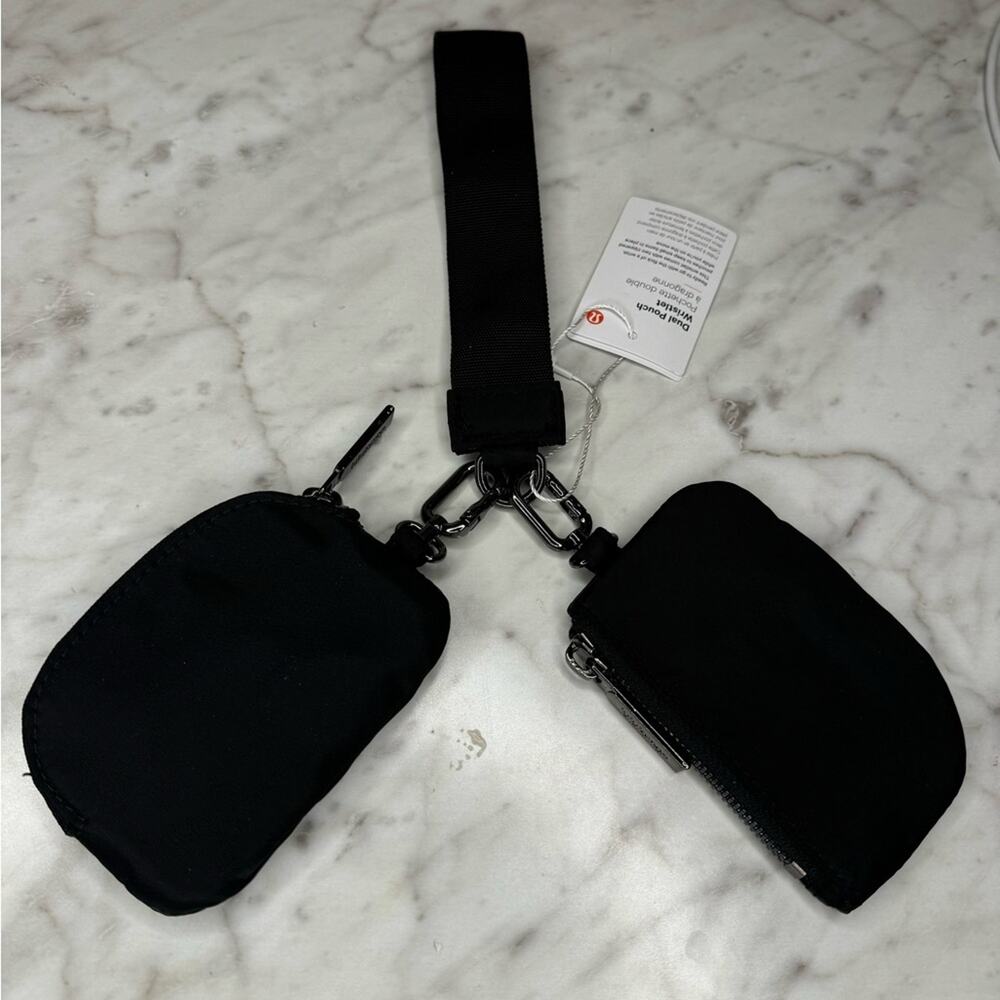NWT Dual Pouch wristlet Black - Picture 2 of 5